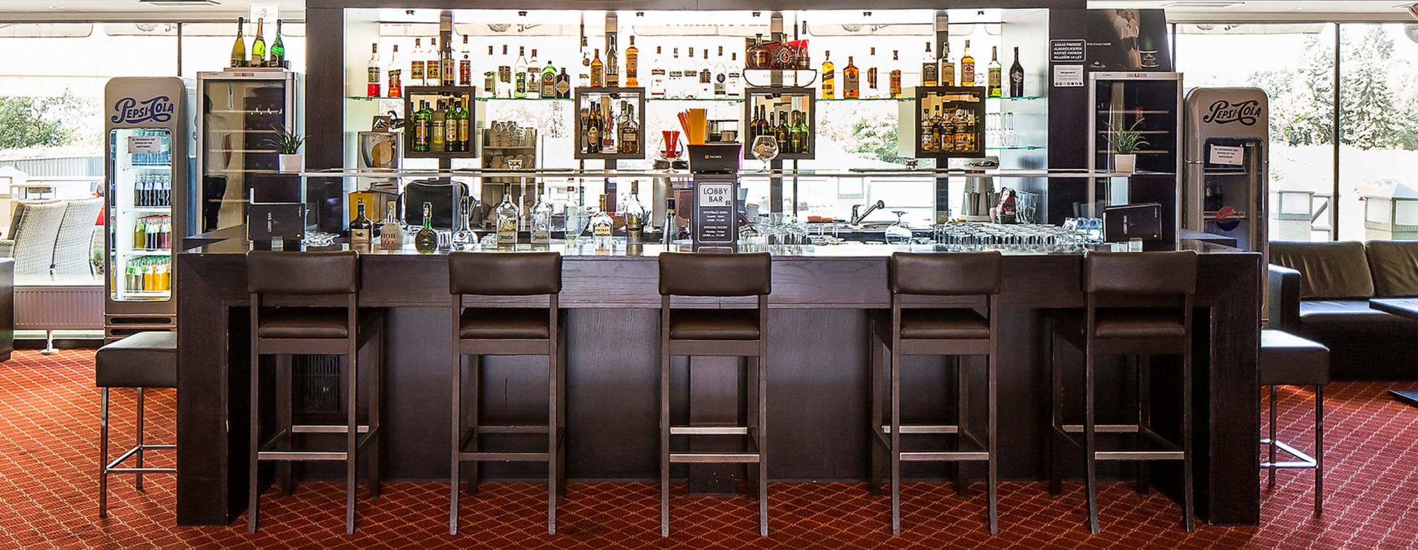 Lobby bar